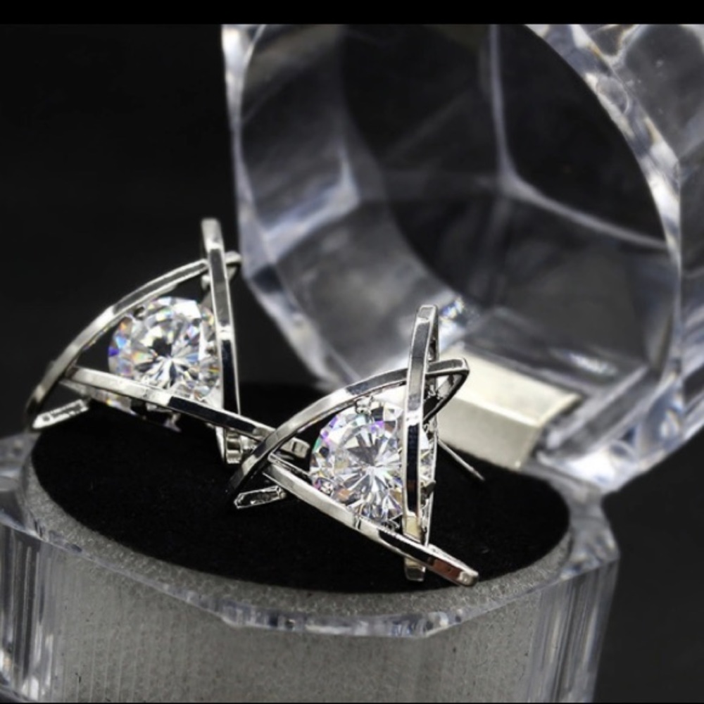 NEW!💙💎MODERN CAGED CZ SPARKLERS!💎💙SO BEAUTIFUL - Picture 3 of 8